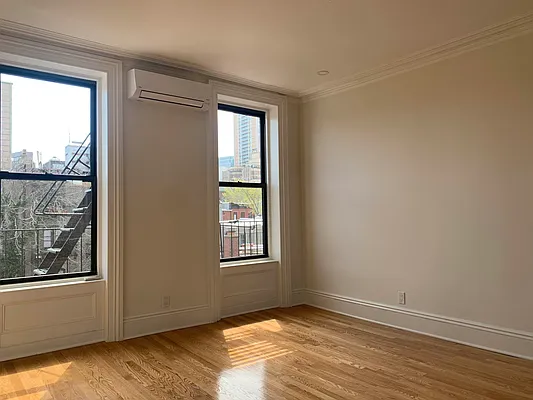 Rented by Brown Harris Stevens | media 18