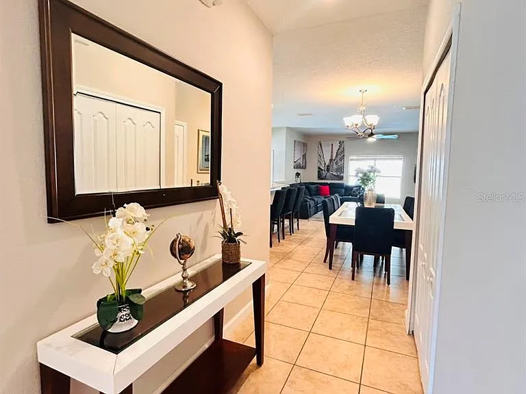 2979 Banana Palm Dr — Photo 4
