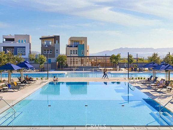 3rd image of 100 Draw