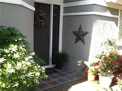 2nd image of 2838 Regency Oak Ln