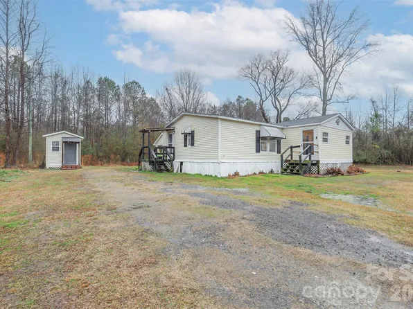1224 Astoria Rd, Jamesville, NC 27846