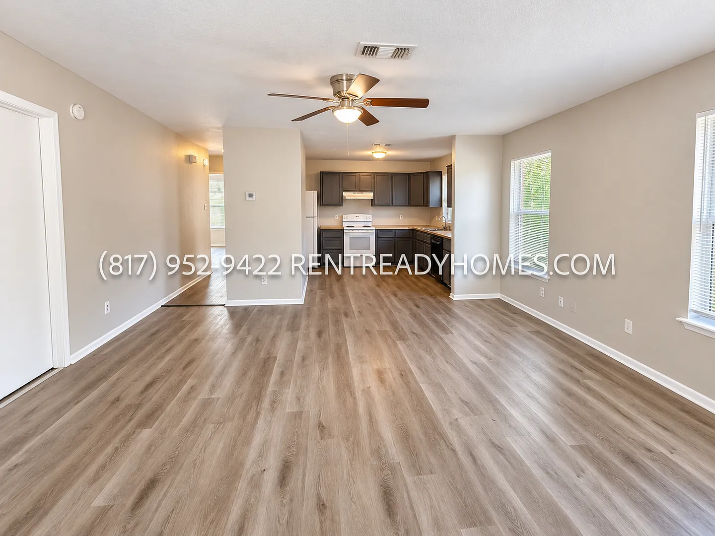 2528 Pinon Ct - Renovated 3 Bedroom Home With Carport for Rent — Photo 4