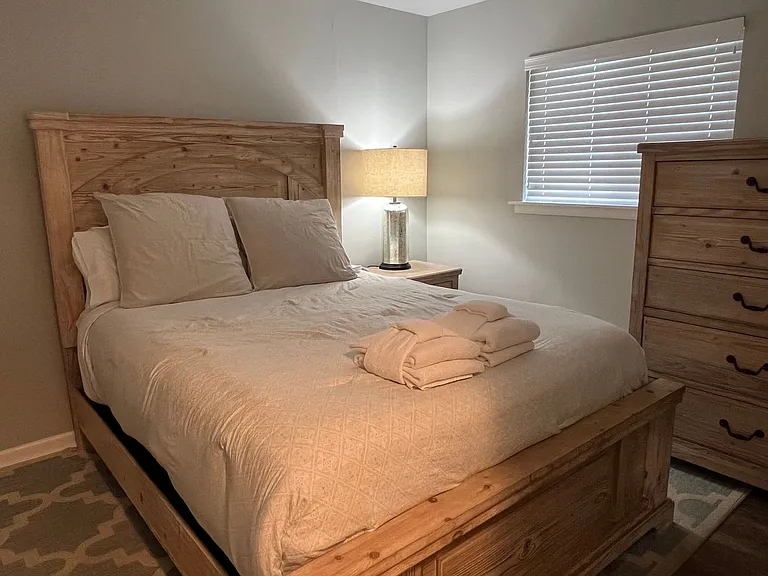 45 Folly Field Rd #4J — Photo 24