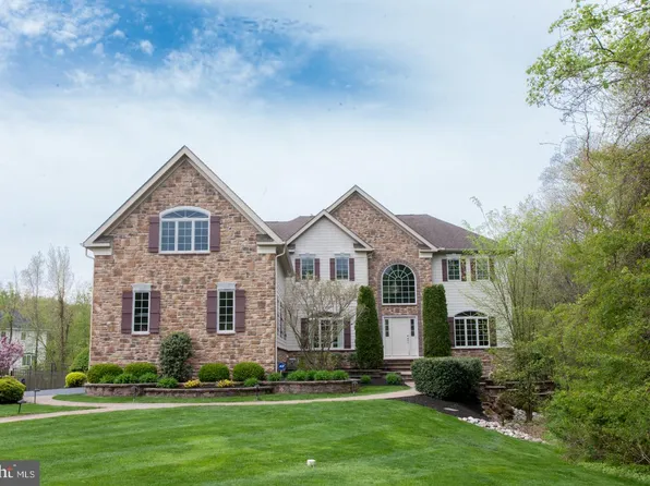 2176 Bell Flower Ln, New Hope, PA 18938