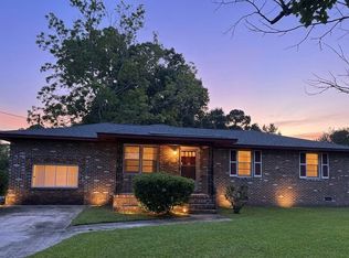 1300 White Dr, Charleston, SC 29407