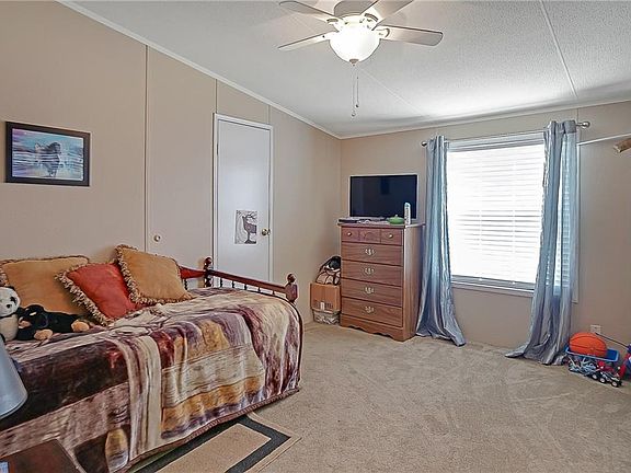 4th image of 143 Private Road 1198