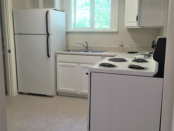 5th image of 4251 9th Ave NE