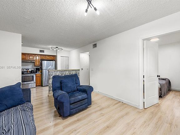 3rd image of 3700 N 56th Ave APT 1012