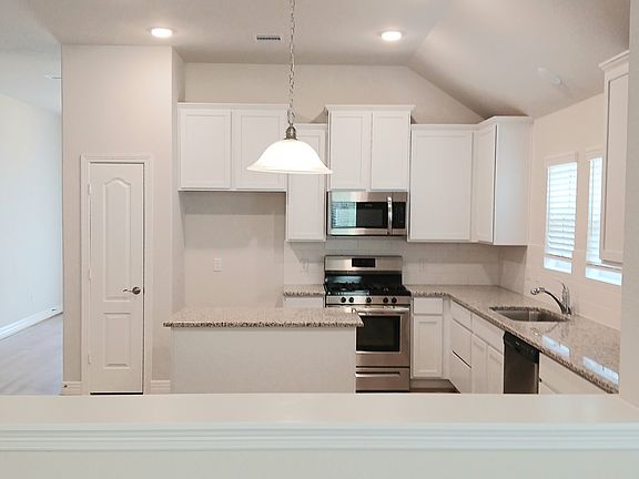3rd image of 40256 S Heron Heights Way