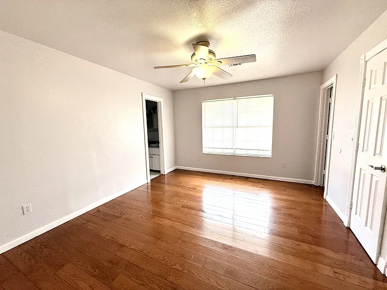 427 N Rockford Pl — Photo 17