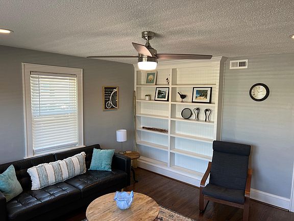 2nd image of 1843 E Ocean View Ave #1