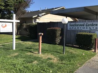 1220 S Stockton St APT 18, Lodi, CA 95240