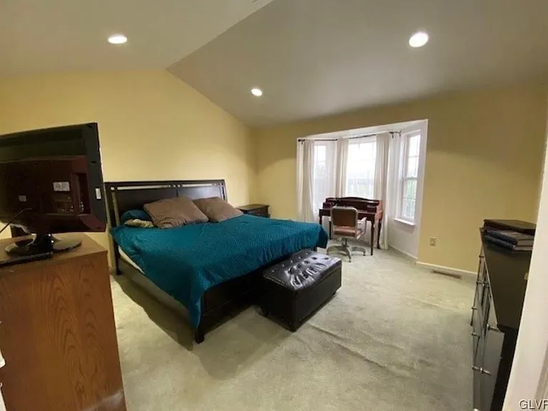 5607 Spring Ridge Dr W — Photo 17