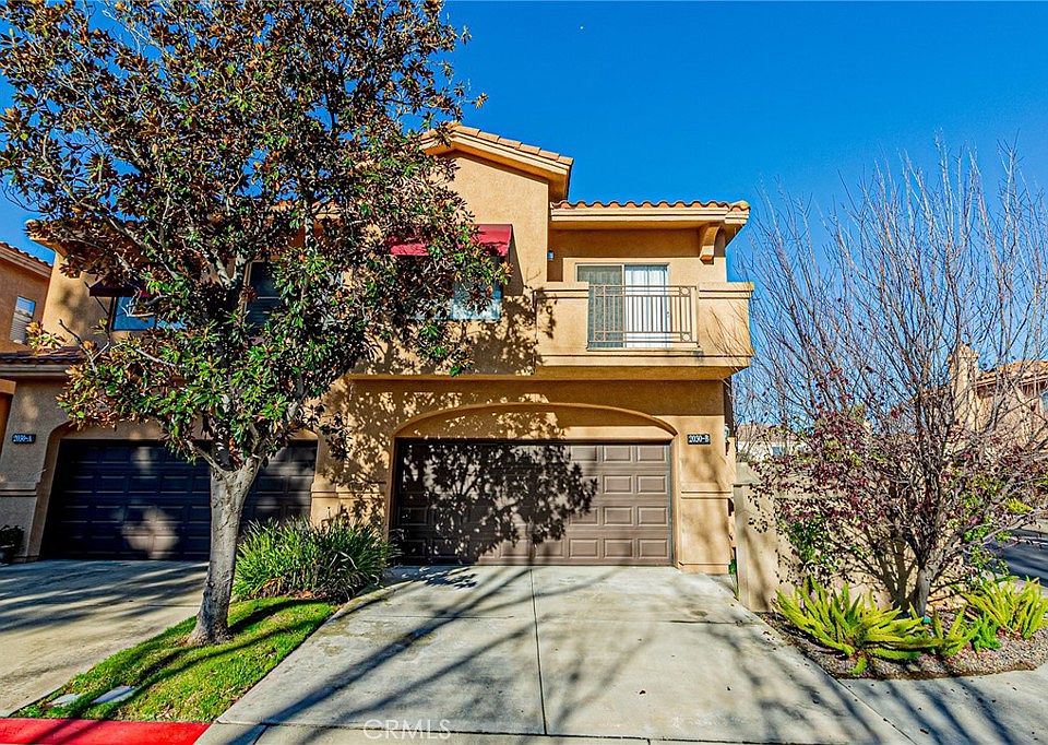 1st image of 2030 Villa Del Lago Dr Unit B