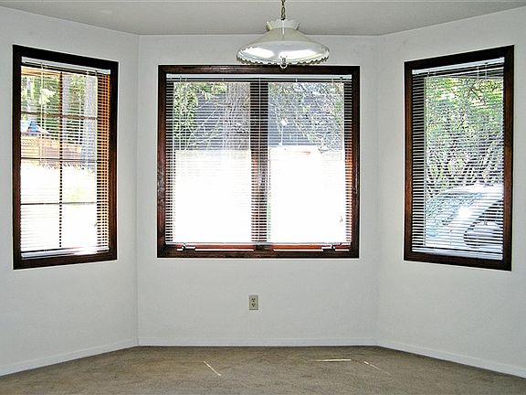 4th image of 1598 Padula Dr #B