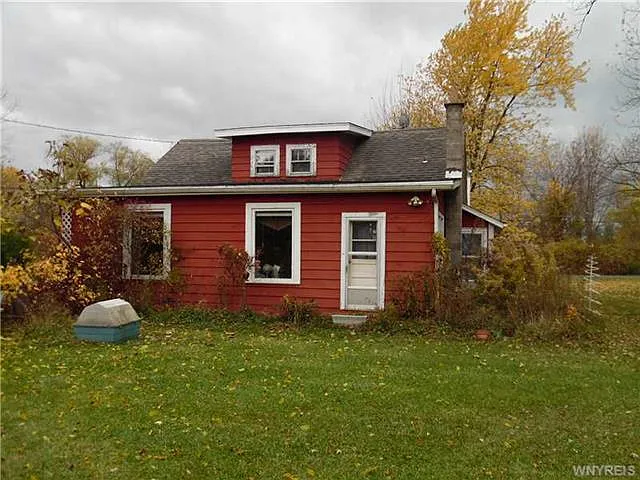 3227 Niagara St photo 1