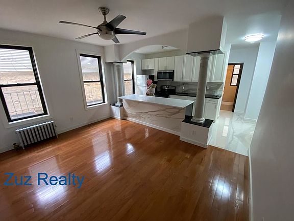 3rd image of 780 E 2nd St #Kk1