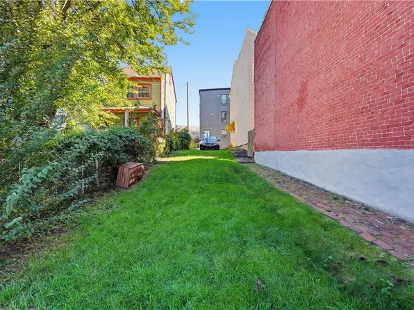 331 38th St, Pittsburgh, PA 15201