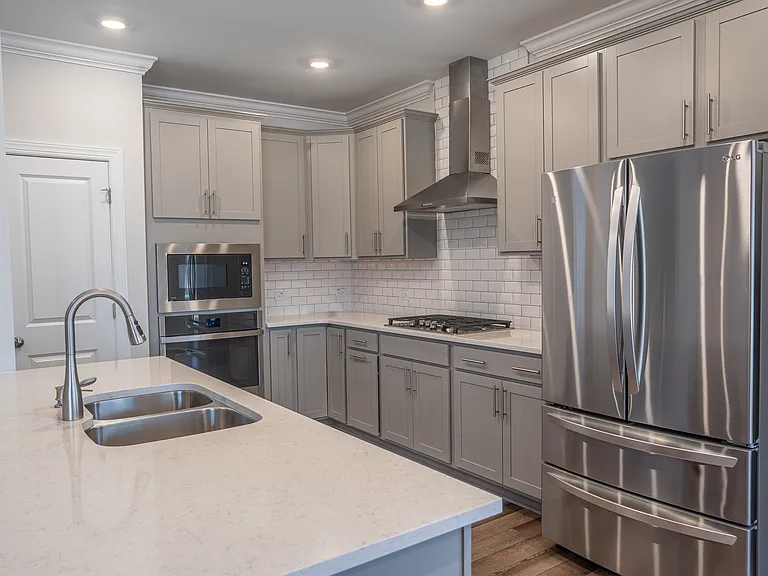 817 Hester Rd — Photo 2