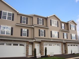 12 Spring Rock, Mechanicsburg, PA 17055
