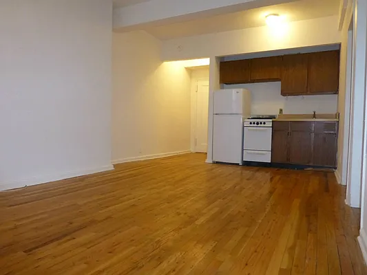 Rented by Keller Williams NYC | media 20