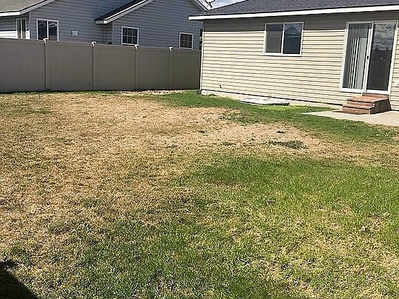 4th image of 584 N Silkwood Dr