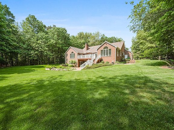 5th image of 50760 Ravenna Ct