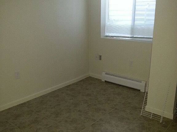 5th image of 515 12th Ave APT 3
