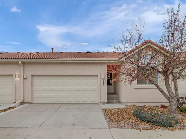 226 Luxury Ln, Colorado Springs, CO 80921