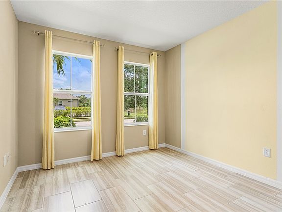 5th image of 5984 Long Leaf Ln
