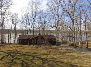 1333 Villa Vista Pl, Greenville, IL 62246