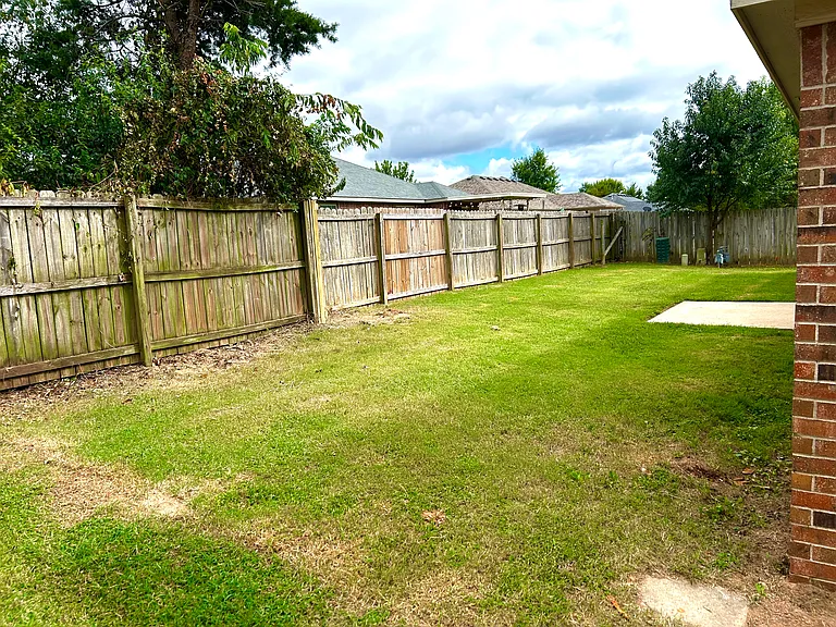 1546 N Plum Tree Dr — Photo 17