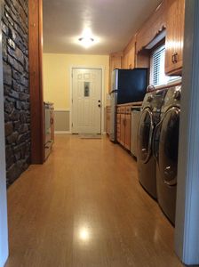 6905 SW Regional Airport Blvd, Bentonville, AR, 72713