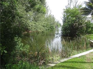 1718/1720 SW 34th St, Cape Coral, FL 33914
