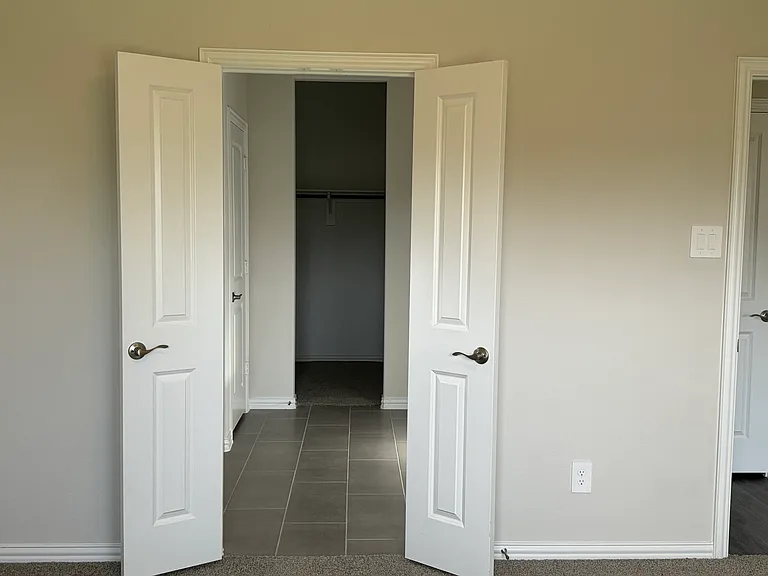 503 Cottagewood Dr — Photo 24