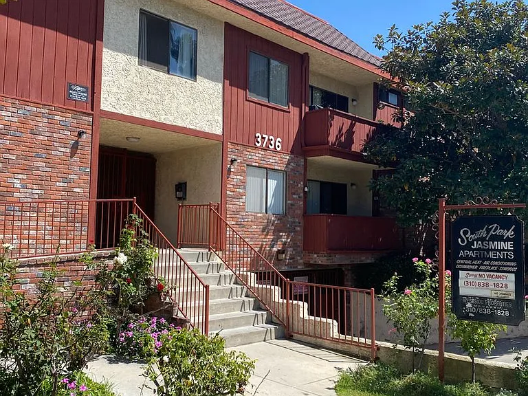 3736 Jasmine Ave — Photo 11