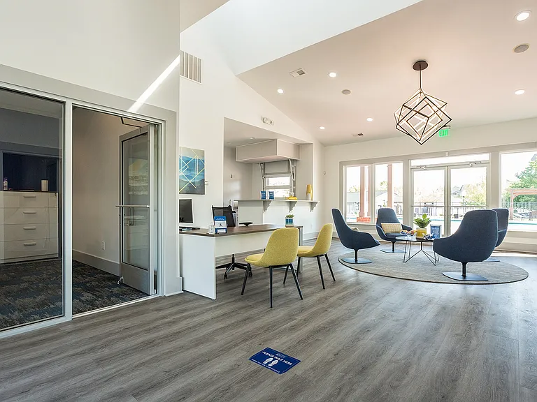 Avana 55Twelve — Photo 16
