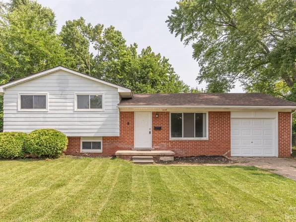 1019 Macarthur Dr, Ypsilanti, MI 48198