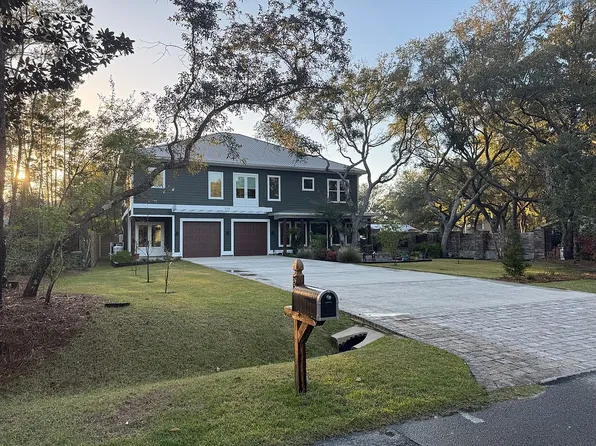 525 Ricker Ave, Santa Rosa Beach, FL 32459