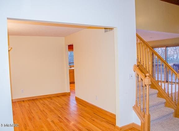 3rd image of 25597 Trestle Creek Ave