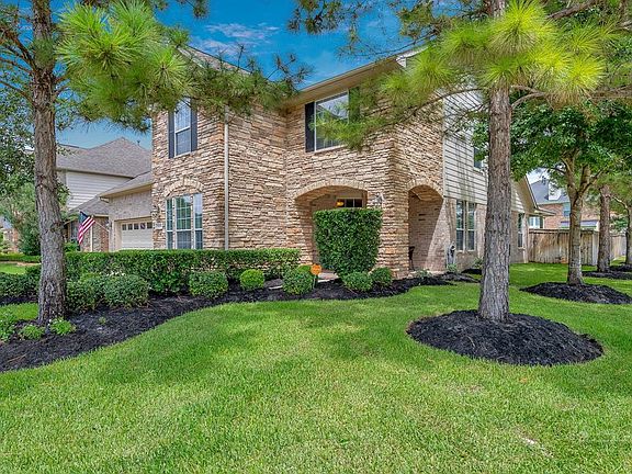 3rd image of 9702 Dover Springs Ct
