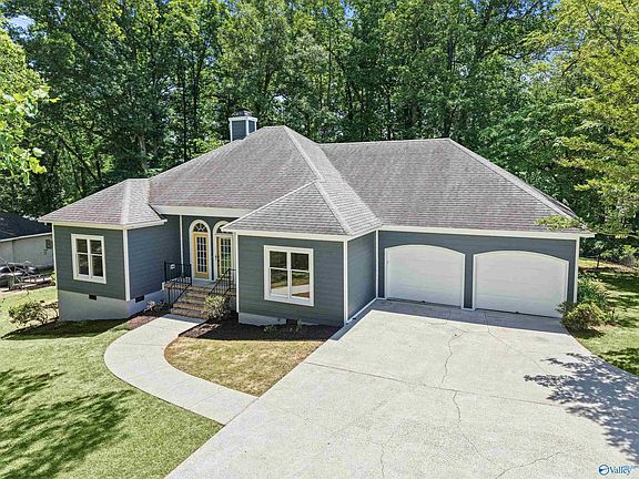 4th image of 214 Stone Valley Dr