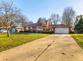 22040 Drexel St, Clinton Township, MI 48036