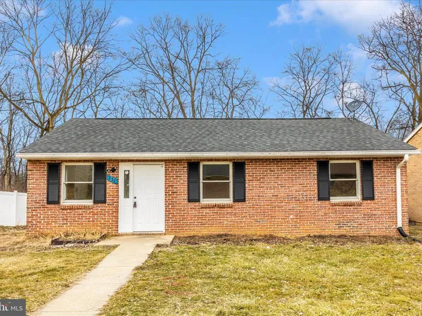 351 Yorkshire Dr, Hagerstown, MD 21740