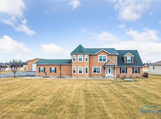 640 N Decant Rd, Oregon, OH 43616