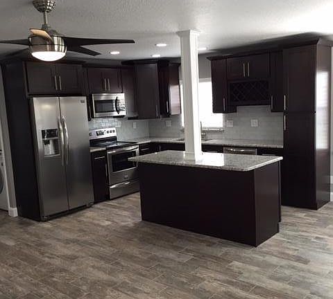 2nd image of 4065 Edgewater Dr #B