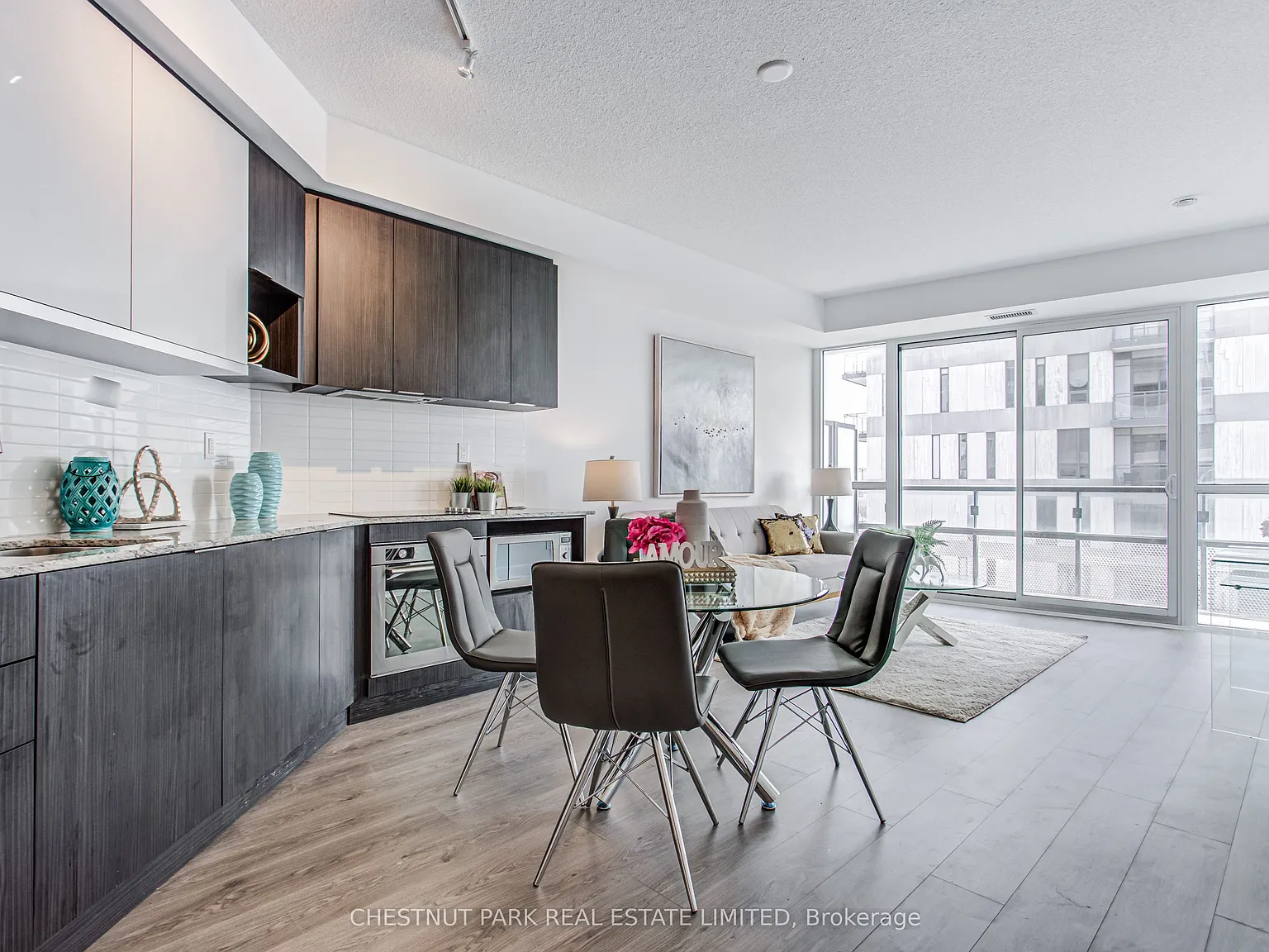 Flair Condos — Photo 2