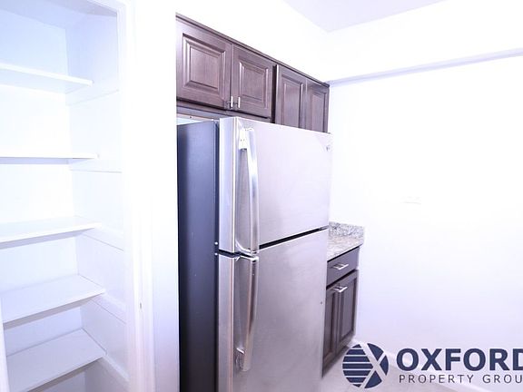 5th image of 14345 Sanford Ave APT 604