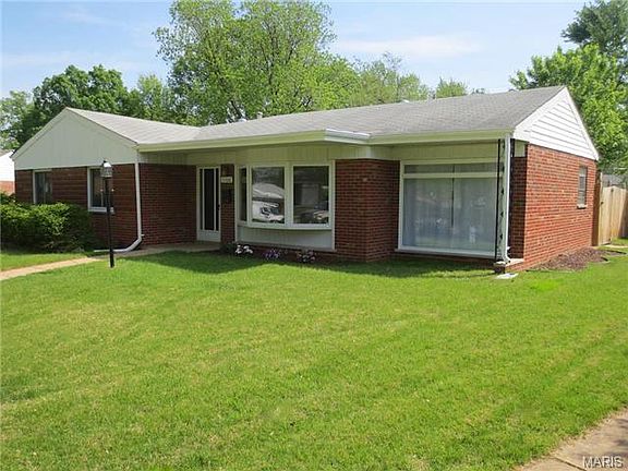 3rd image of 1128 Midiron Ave