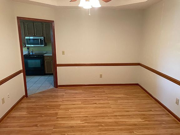 3rd image of 1201 Oakland Ave